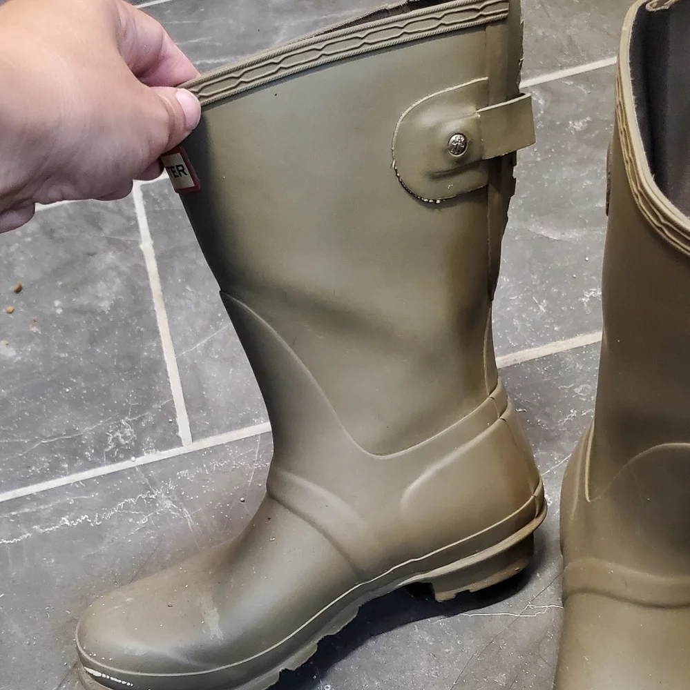 Hunter Rain Boots - Picture 2 of 4